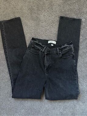Abercrombie & Fitch Women's Charcoal Skinny Jeans